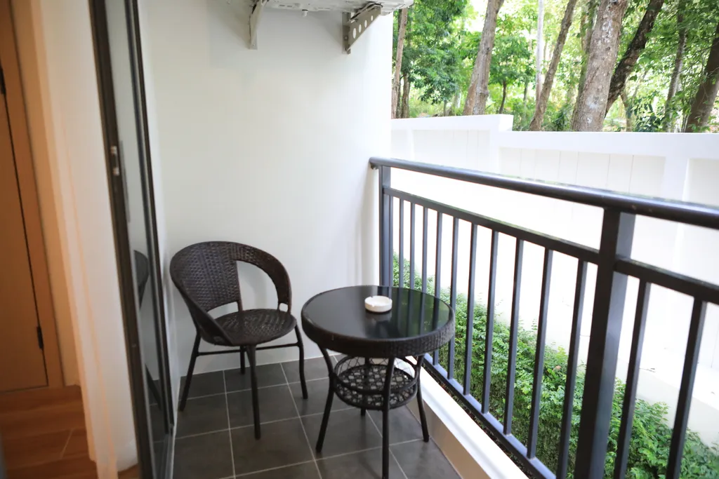 Просторная однушка у моря с бассейном и Wi-Fi 500 мбит/с