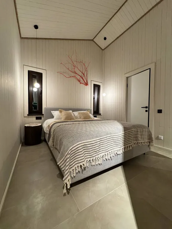 Дом в Абхазии у Черного моря (На волне)