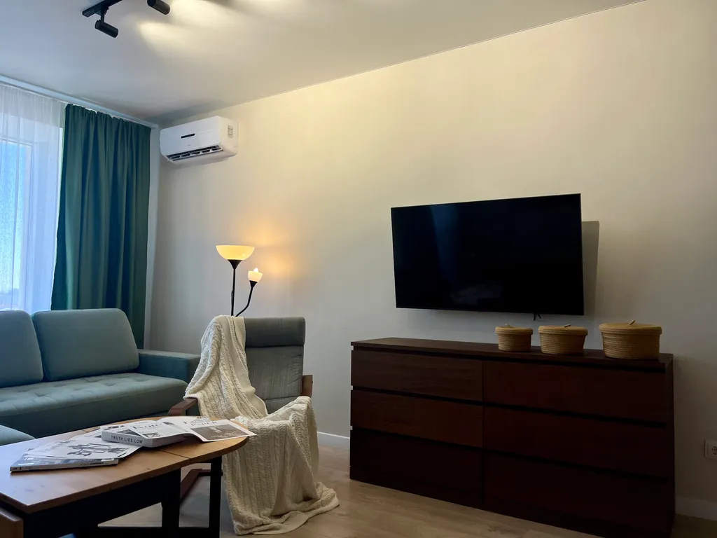 Уютная студия в центре города с кондиционером