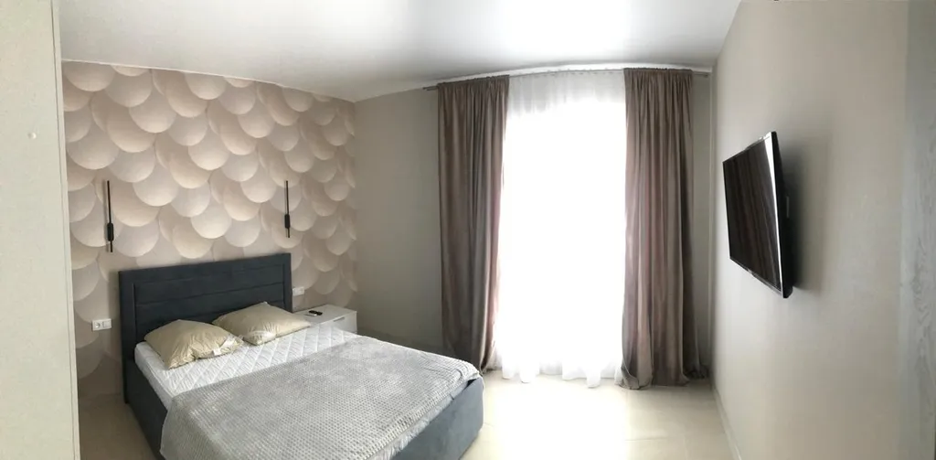 Второй этаж двухэтажного дома, с отдельным входом и общим двором