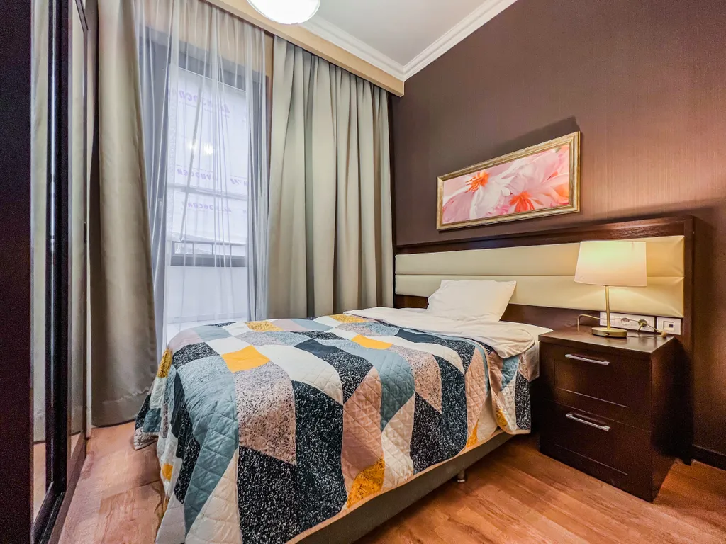 Просторные апартаменты на "набережной Времена года"