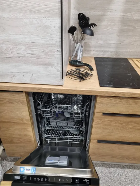 Набережначя -центр города Благоустроенный апартамент