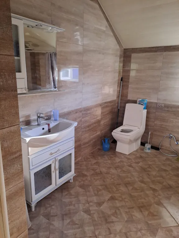 Дом 2 этажный просторный со всеми условиями. 2 этаж верандой