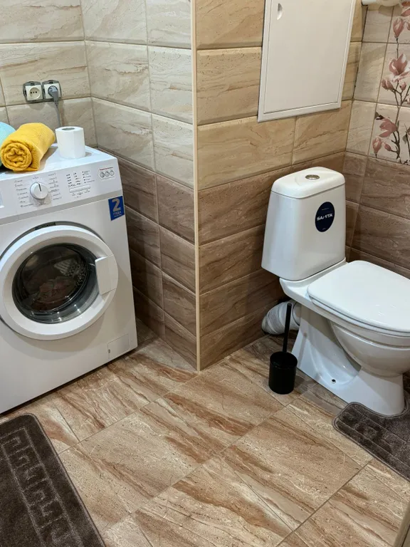 Машиностроителей 12