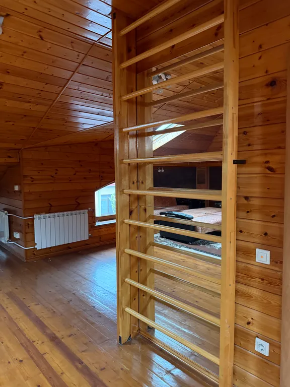 Семейный дом на берегу моря