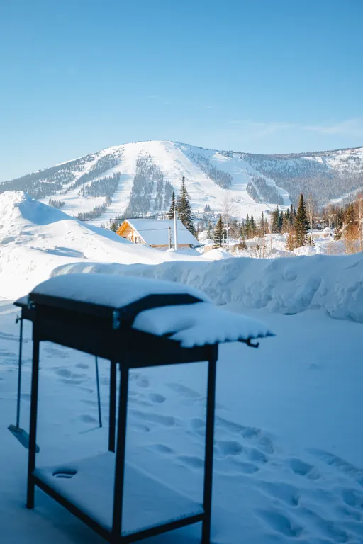 Новый элитный коттедж у склонов