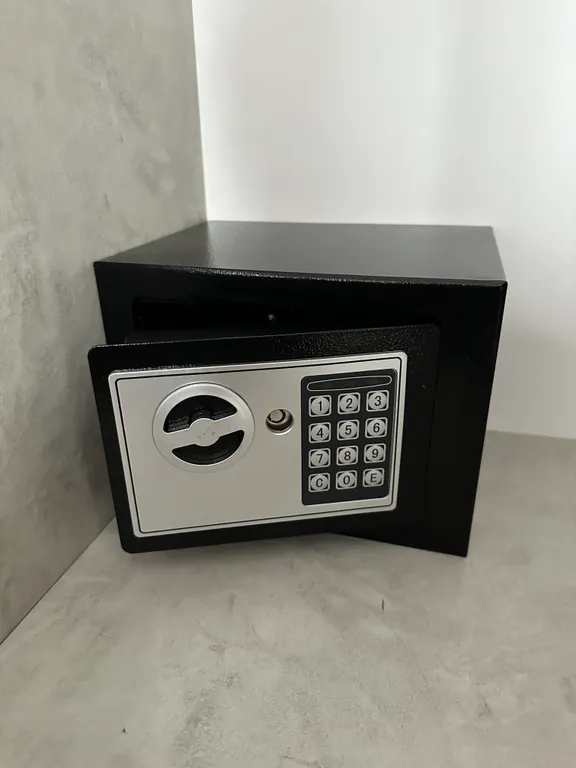 3-комнатная квартира в 500 метрах до моря