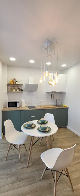 Апартаменты в самом центре рядом с вокзалом с охраняемой парковкой