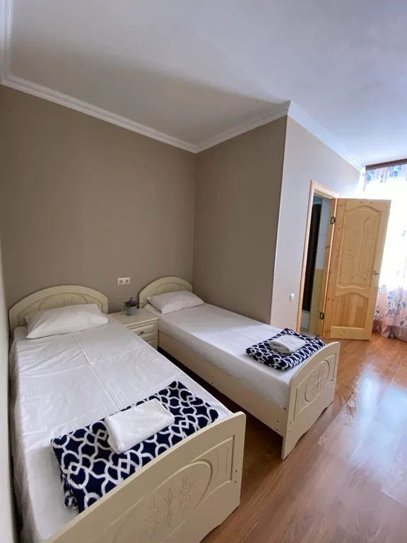 Номер на троих с раздельными кроватями