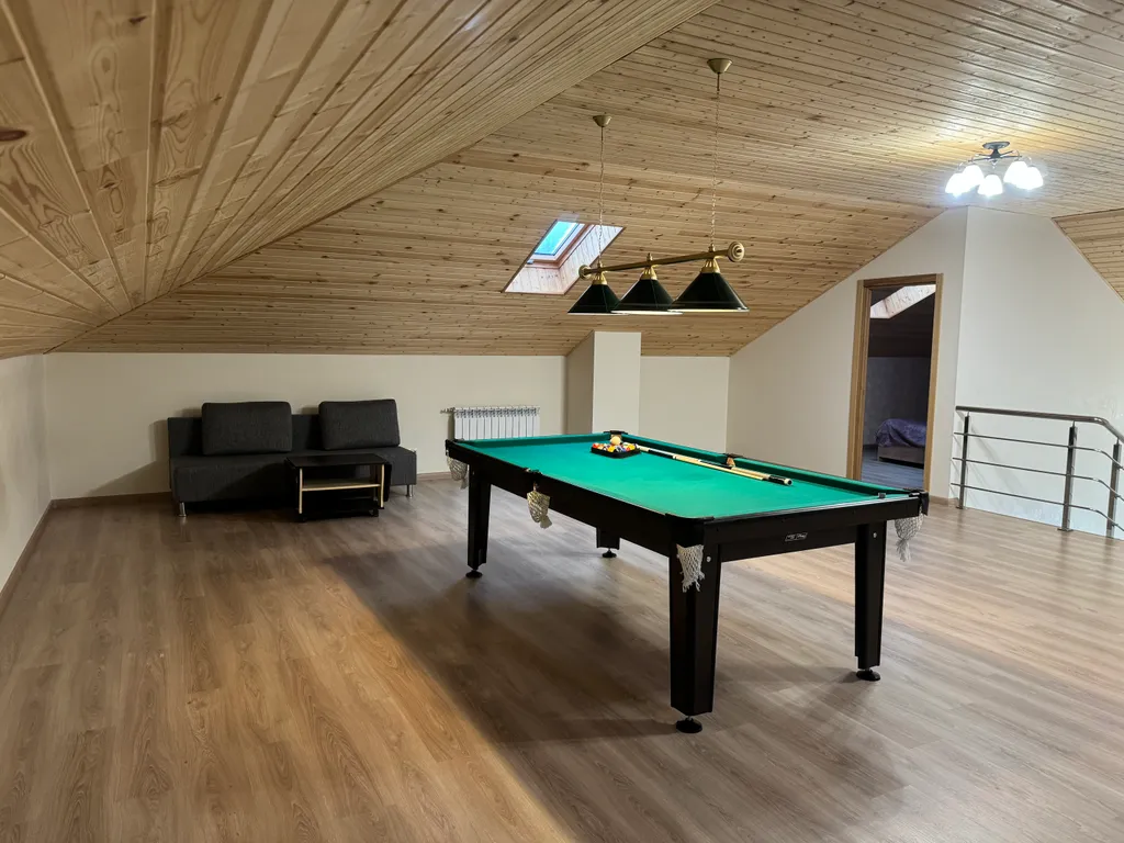 7-комнатный Дом