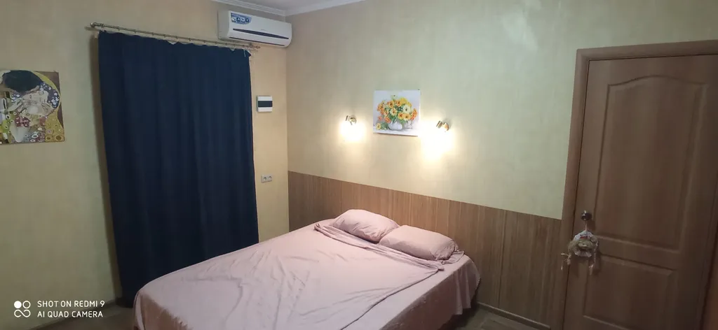 Часть дома с двумя спальнями, кухней и ванной