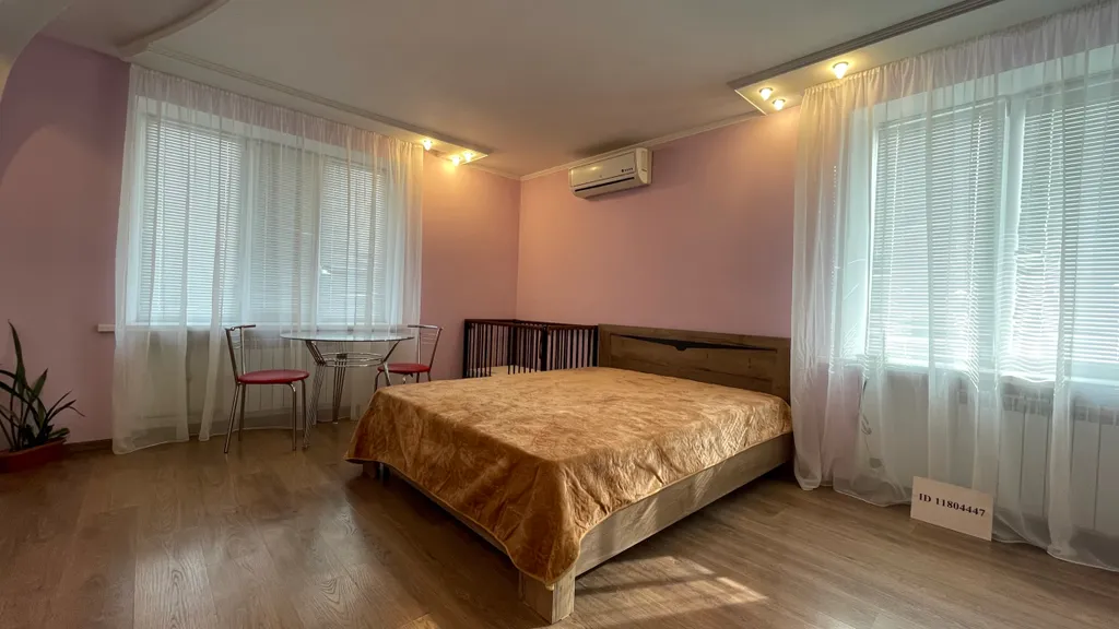 Квартира-студия в самом центре!