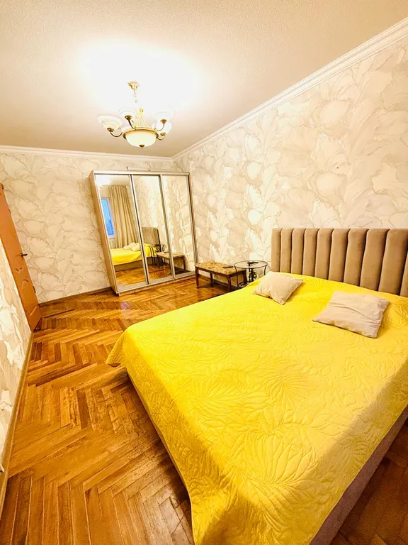 Квартира с панорамным видом на город и горы