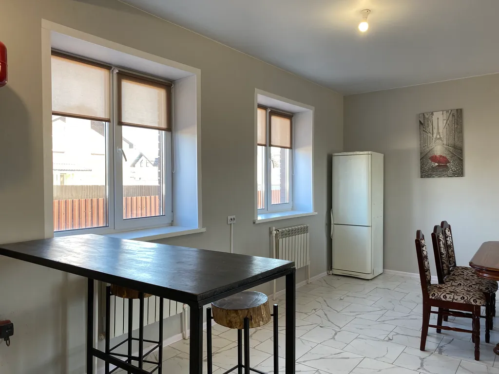 4 комнатный 2 этажный дом