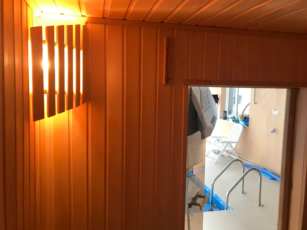 SPA-дом в Ялте. Бассейн круглый год, сауна, 10 соток рая+треккинг.