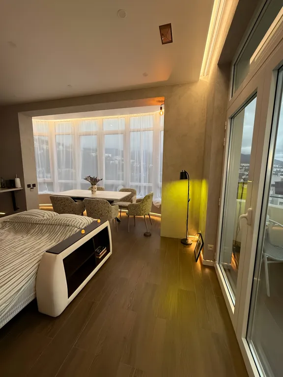 Дизайнерская квартира с потрясающем видом на море и горы