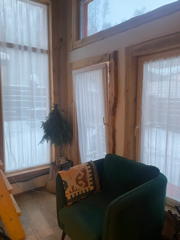 Уютный дом с баней и чаном в лесу