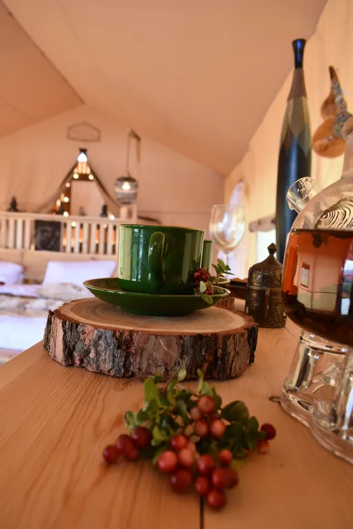 Глэмпинг на Байкале