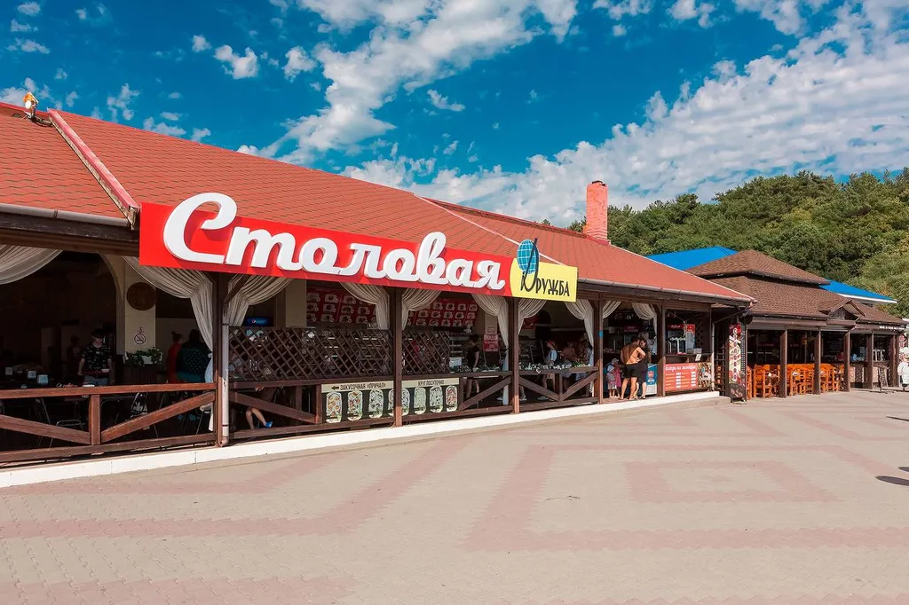 Панорамные апартаменты с террасой и видом на море