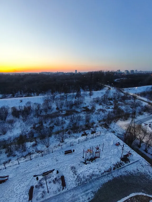 Уютная, новая квартира в центре города