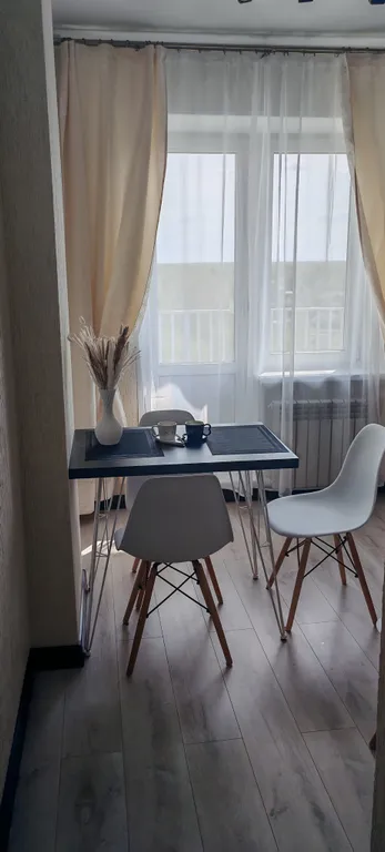 Новая квартира с дизайнерским ремонтом и видом на лес