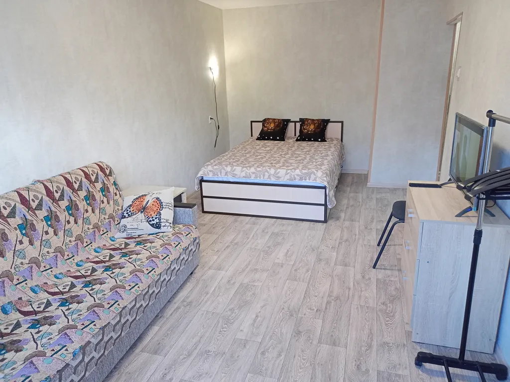 Уютная квартира в центре — аренда посуточно в Урюпинск