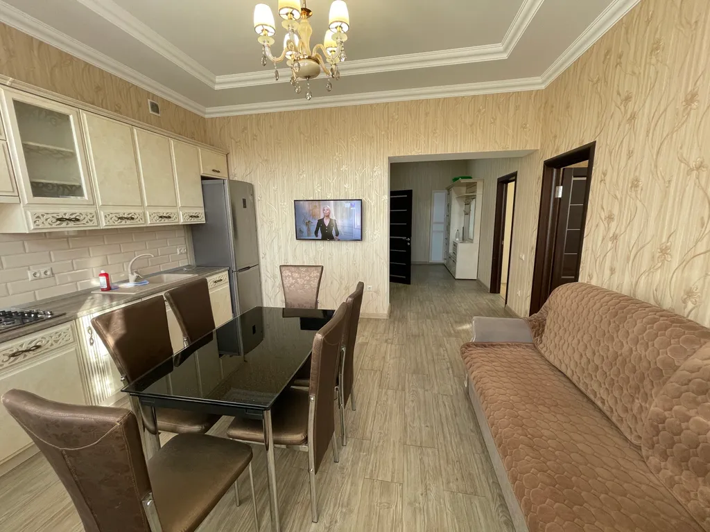 Апартаменты с двумя спальнями в элитном доме в центре рядом с парком