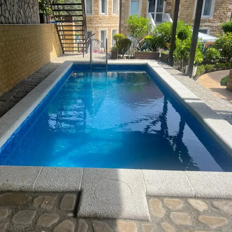 Дом замок с видом на море и горы