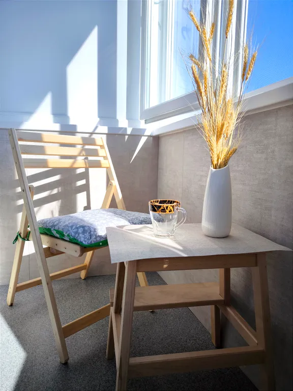 Солнечная двухкомнатная квартира с видом на город