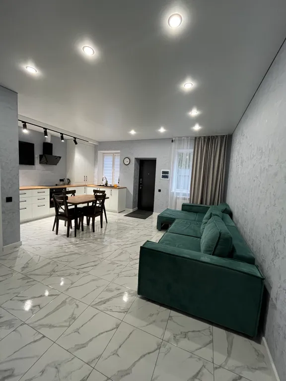 Коттедж Уютный, чистый, комфортный таунхаус рядом с лесом — аренда посуточно в Зелёная Поляна