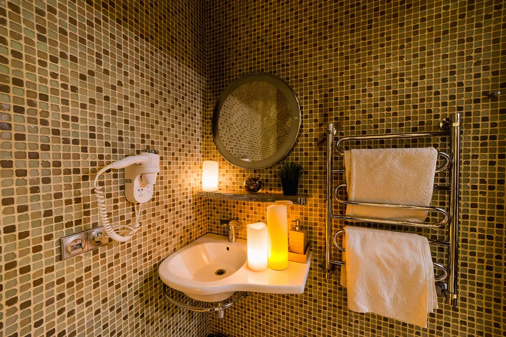 Дом-замок в Москве! Спа-зона, барбекю-зона внутри, караоке, кинозал...