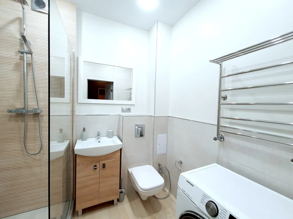 Стильная квартира с хорошим ремонтом в 5-ти минутах от пляжа