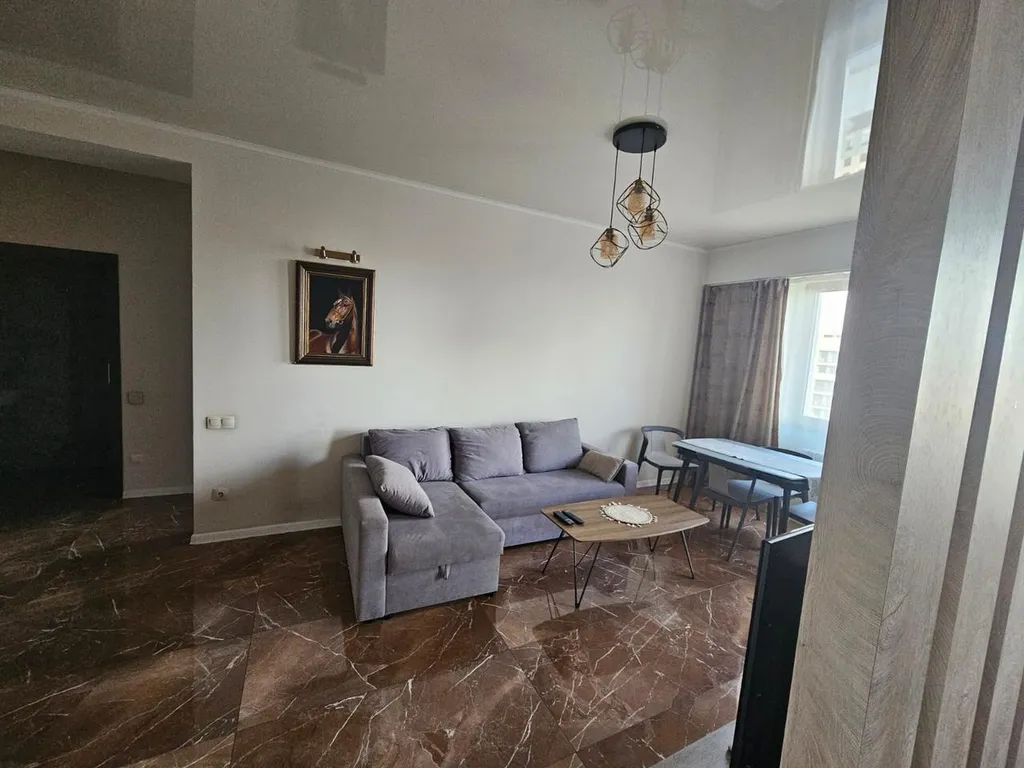 Современная, светлая квартира в элитном районе