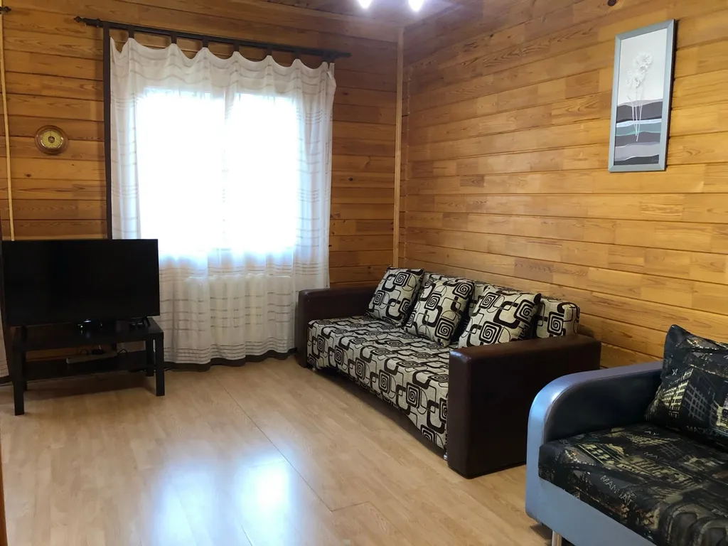 Семейное бунгало на Банном Гостевой