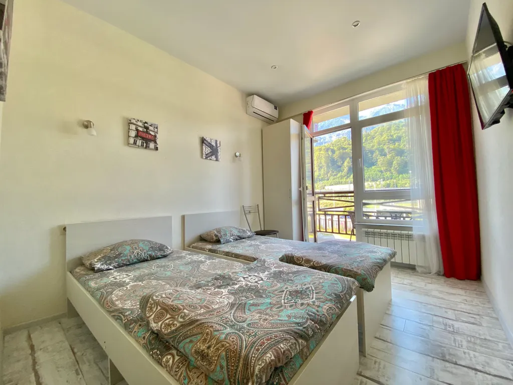 Квартира с видом на горы