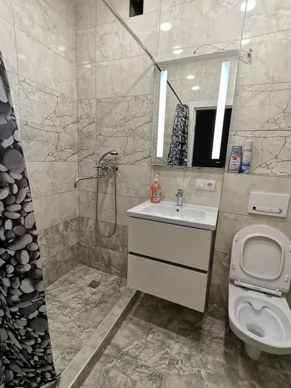 Квартира в центре в белом лофте