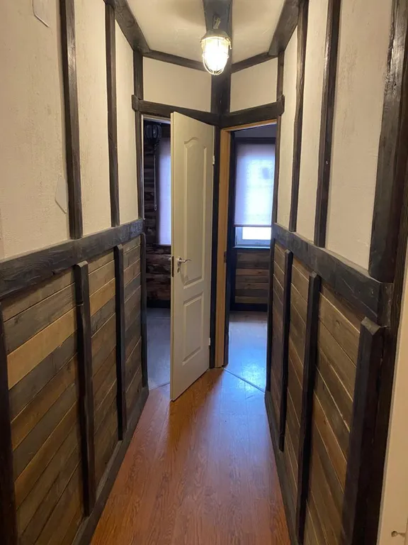 Коттедж с дизайнерской отделкой и камином