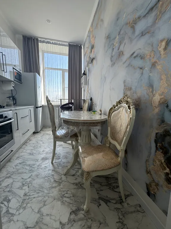 3-х комнатная квартира комфорт класса с видом на город