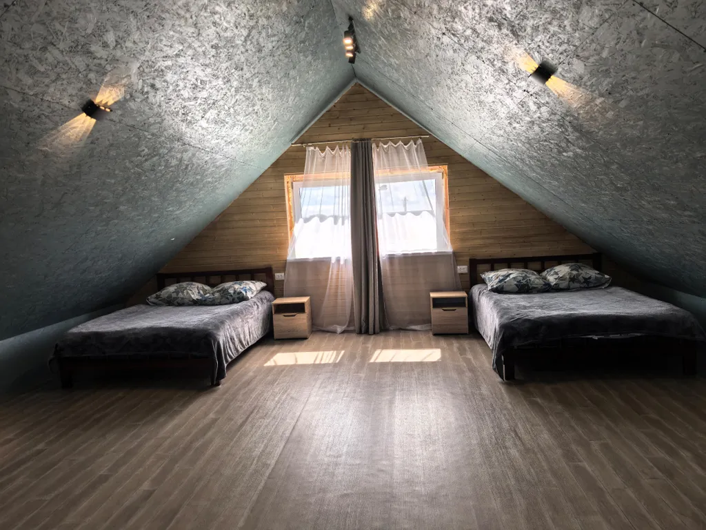 Коттедж Новый дом у озера с бесплатным бильярдом, рядом с турбазой Чайка — Ланино