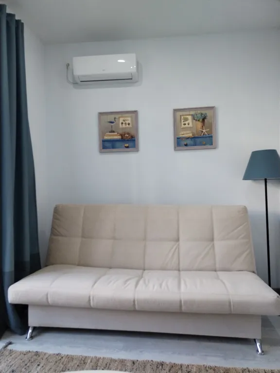 Квартира Уютная студия для двоих с видом на бассейн — аренда посуточно в Черноморское