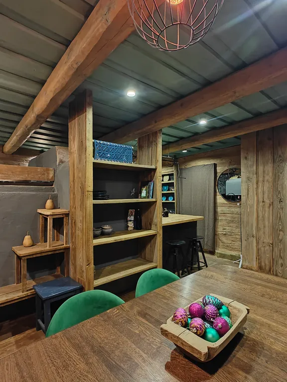 "Кот и Печка", синий дом, красота, тишина и ты