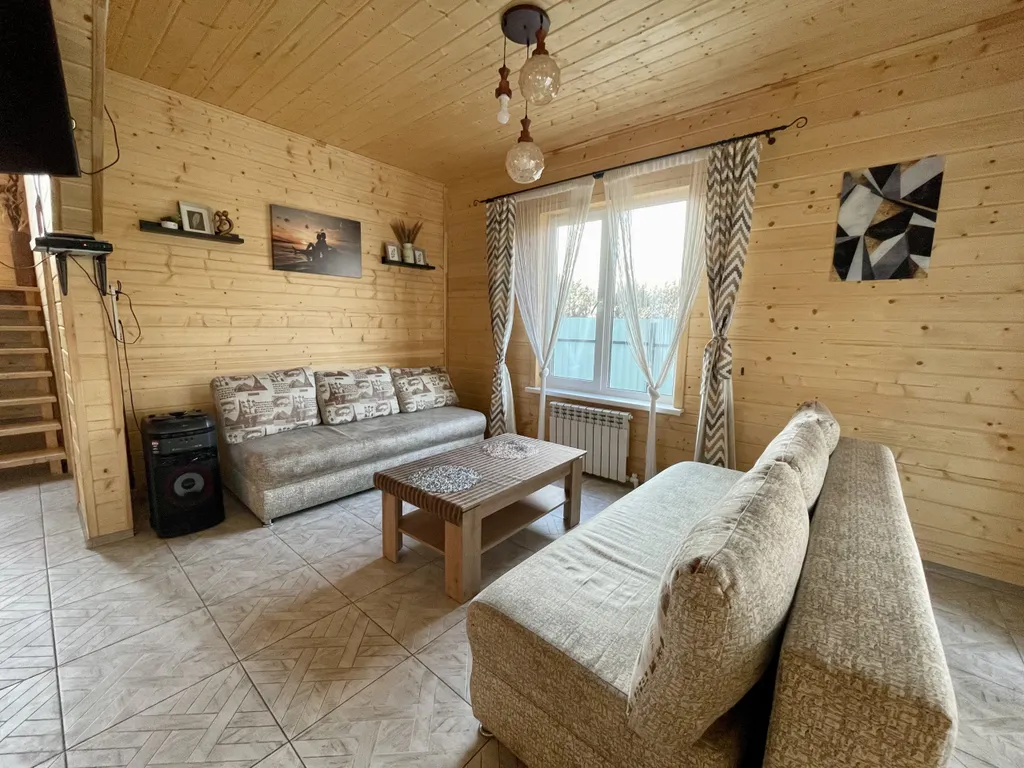 Коттедж на берегу озера