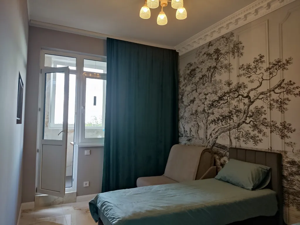 Студия с отдельной кухней