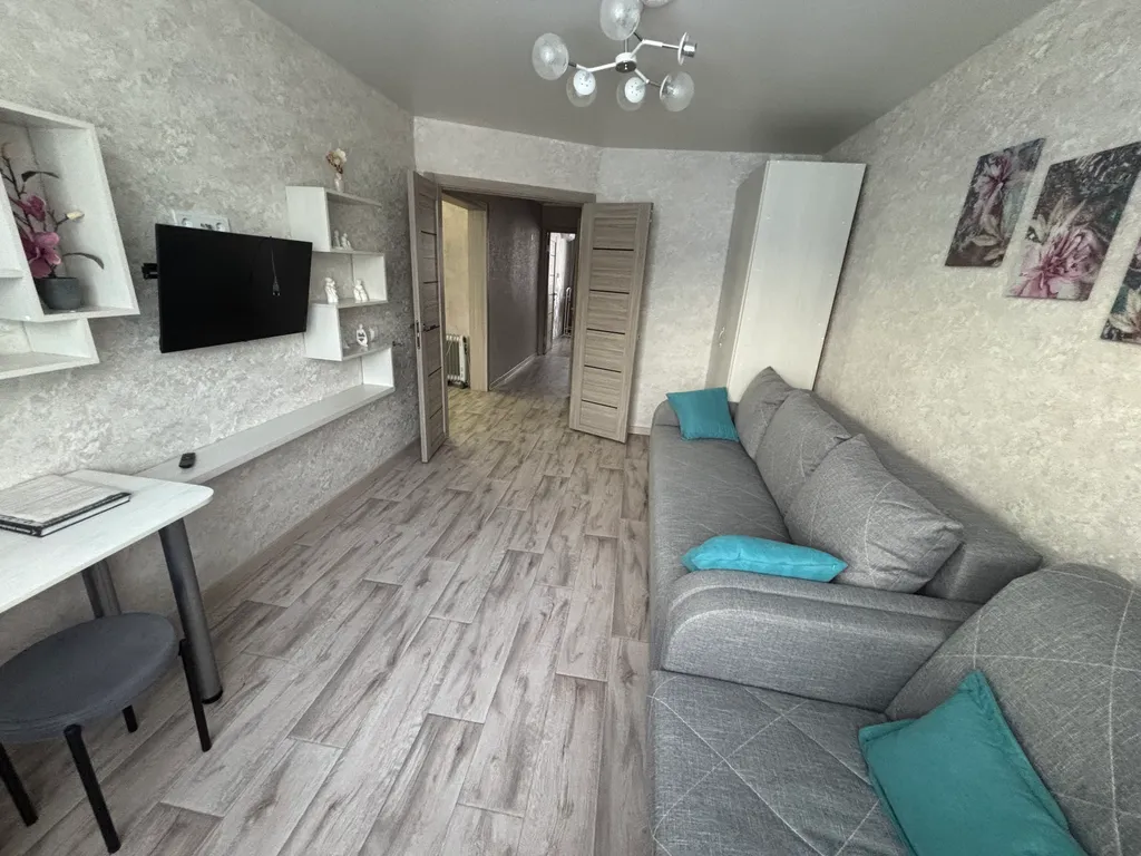 Уютная двухкомнатная квартира — аренда посуточно в Горно-Алтайск