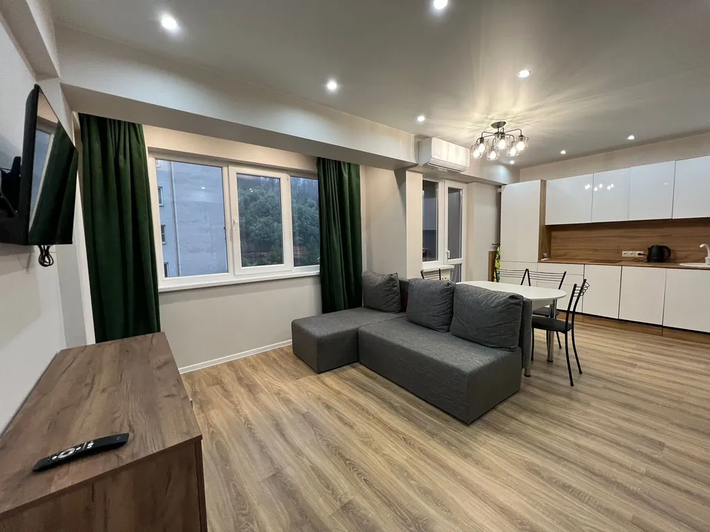 Адлер, ул.Дачная, новая квартира 2шка студия, ровное место, все рядом