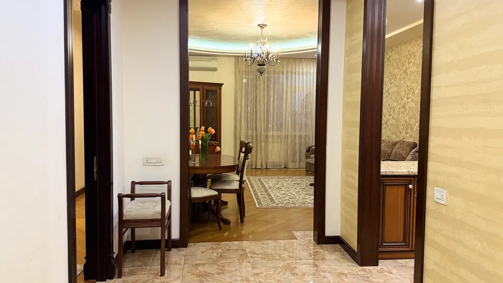 Семейные апартаменты с 2 спальнями и с 2 санузлами в центре