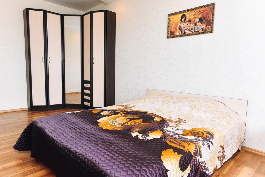 Квартира Квартира Большая двушка с выездом на екад во все стороны — Екатеринбург