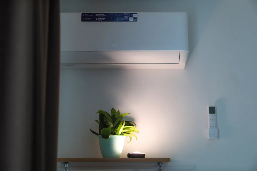 Уютная студия с видом на реку Иртыш