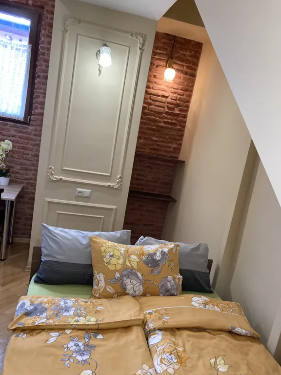 Студио квартира в центре Тбилиси