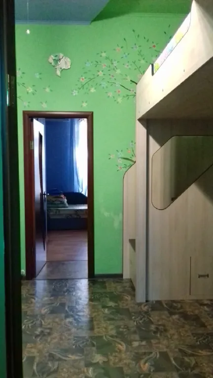 Благоустроенная двухкомнатная квартира с двориком у моря